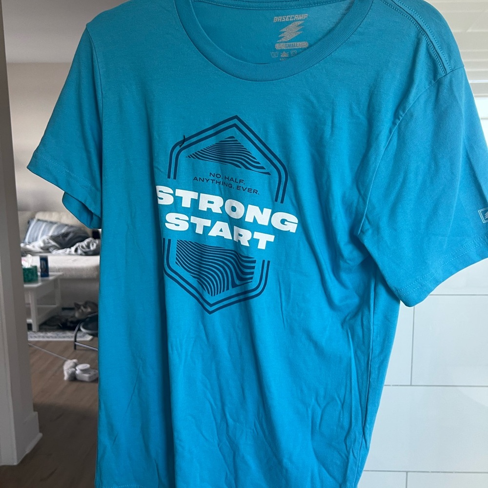 Basecamp Fitness blue workout t-shirt Size S